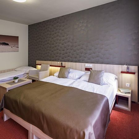 Peras Wellness Hotel Ludvíkov エクステリア 写真